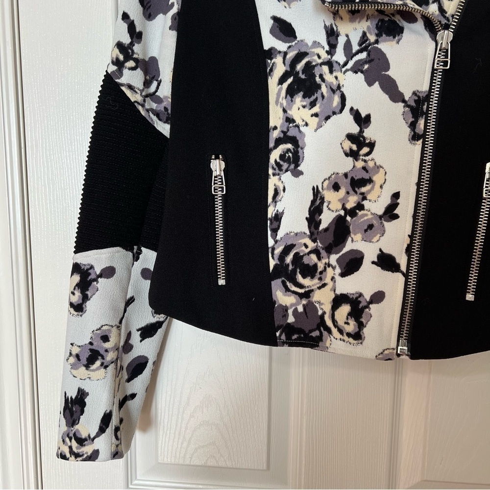 Aritzia Wilfred Black White Floral Montesson Moto Crepe Jacket - Sz 6 - Picture 5 of 16